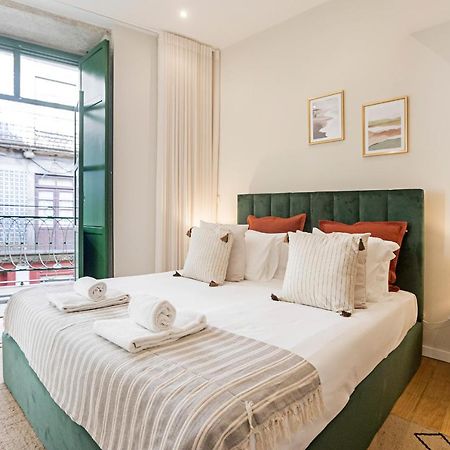 Brand New 4Br W/ 200Yrs Of History In Central Porto By Lovelystay Bagian luar foto