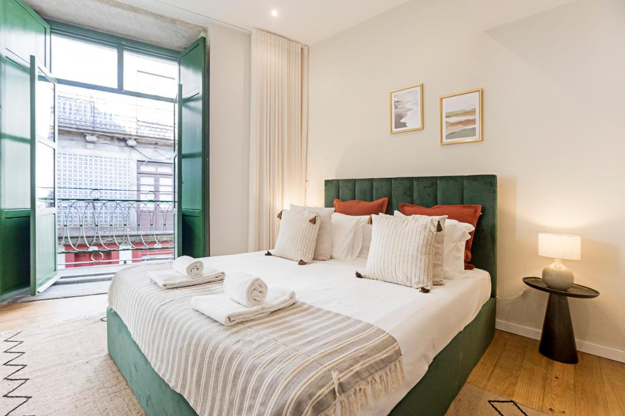 Brand New 4Br W/ 200Yrs Of History In Central Porto By Lovelystay Bagian luar foto